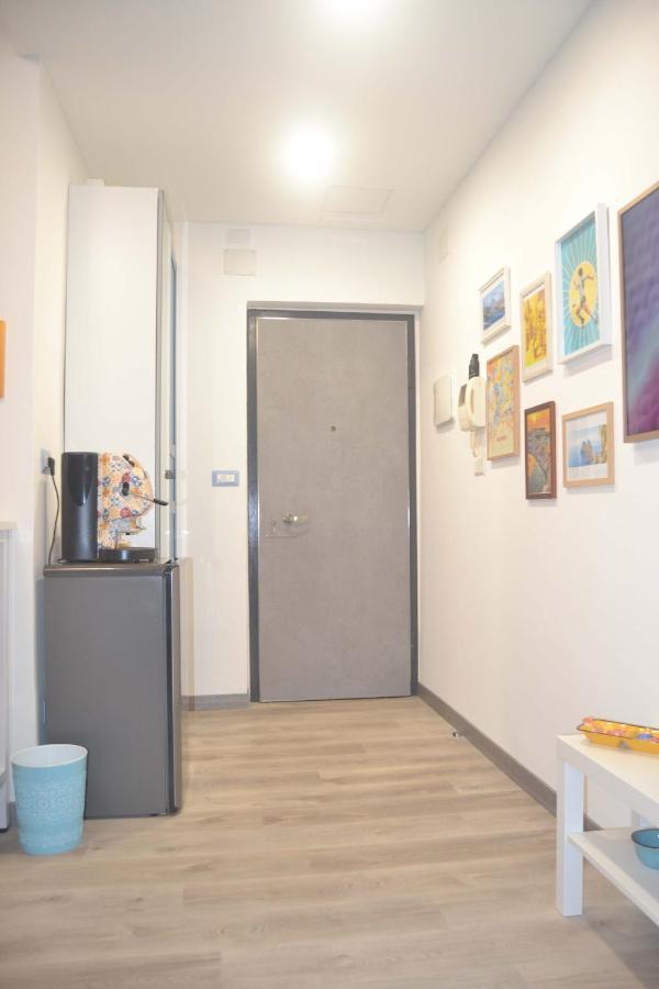 Room&Chiaia Napoli Eksteriør billede